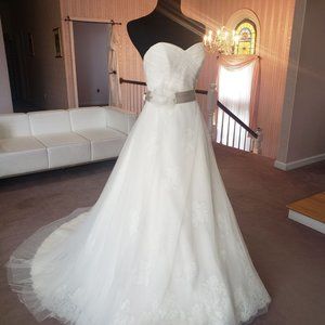 Ivory bridal gown with Latte ribbon